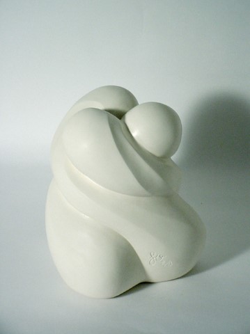 la tendresse; le baiser; sculpture marbre reconstitué;sculpture résine; flore devalicourt